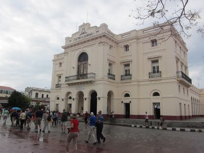 A building on the square that still has bullet holes...